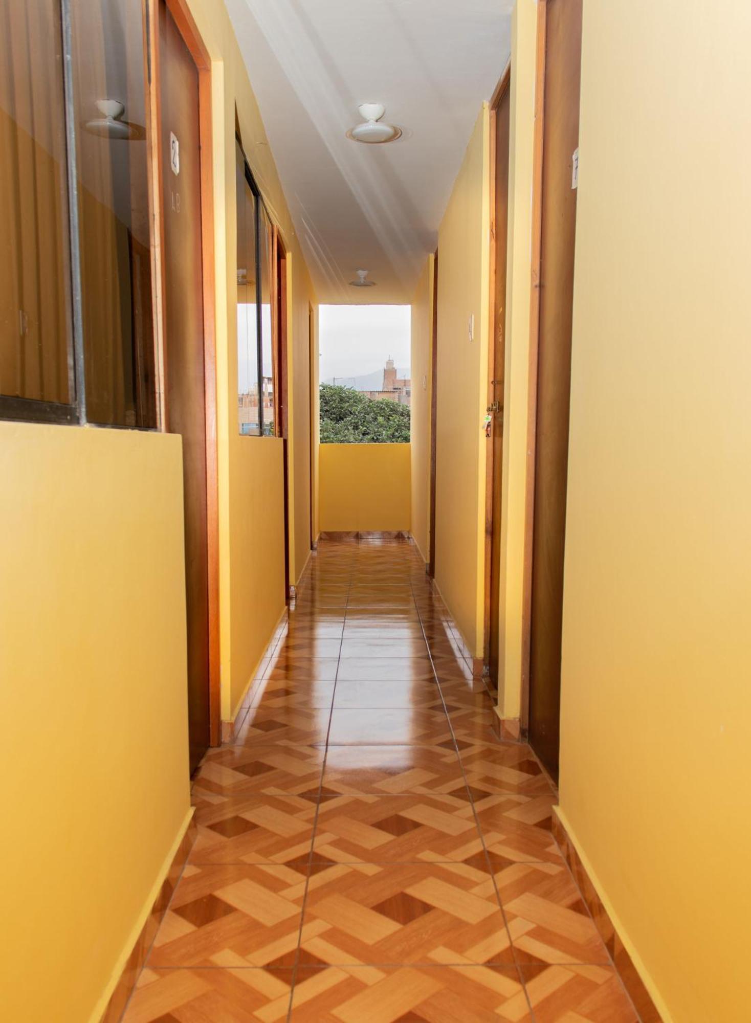 Apartamento Right Across From The Airport - Free Shuttle - A Y J Familia Lima Exterior foto