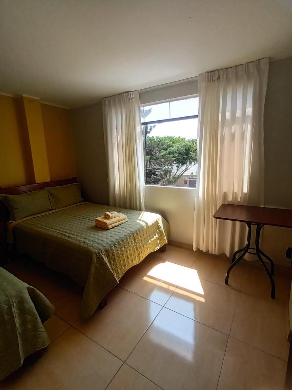 Apartamento Right Across From The Airport - Free Shuttle - A Y J Familia Lima Exterior foto