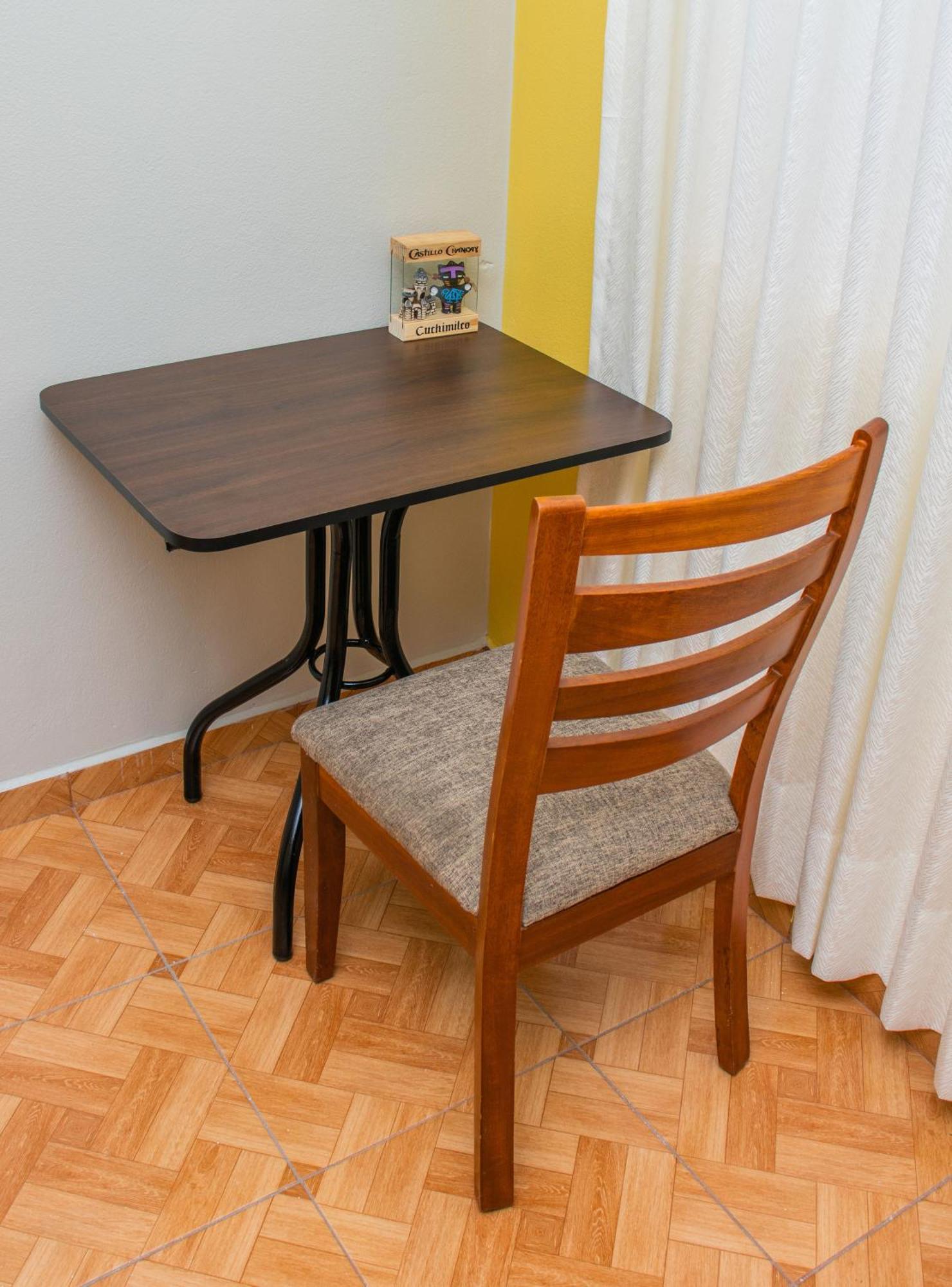 Apartamento Right Across From The Airport - Free Shuttle - A Y J Familia Lima Exterior foto