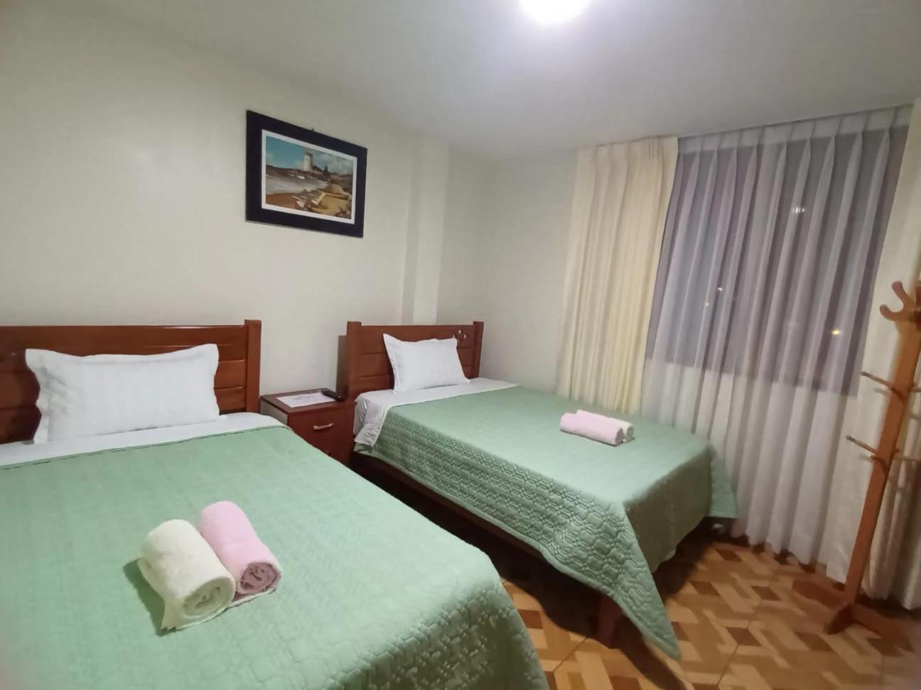 Apartamento Right Across From The Airport - Free Shuttle - A Y J Familia Lima Exterior foto