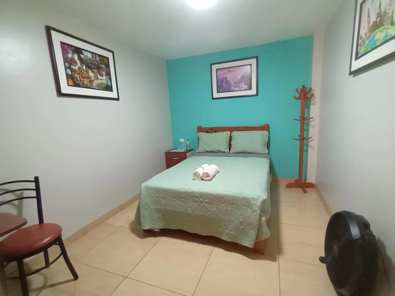 Apartamento Right Across From The Airport - Free Shuttle - A Y J Familia Lima Exterior foto