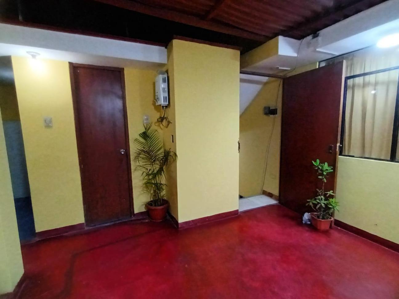 Apartamento Right Across From The Airport - Free Shuttle - A Y J Familia Lima Exterior foto