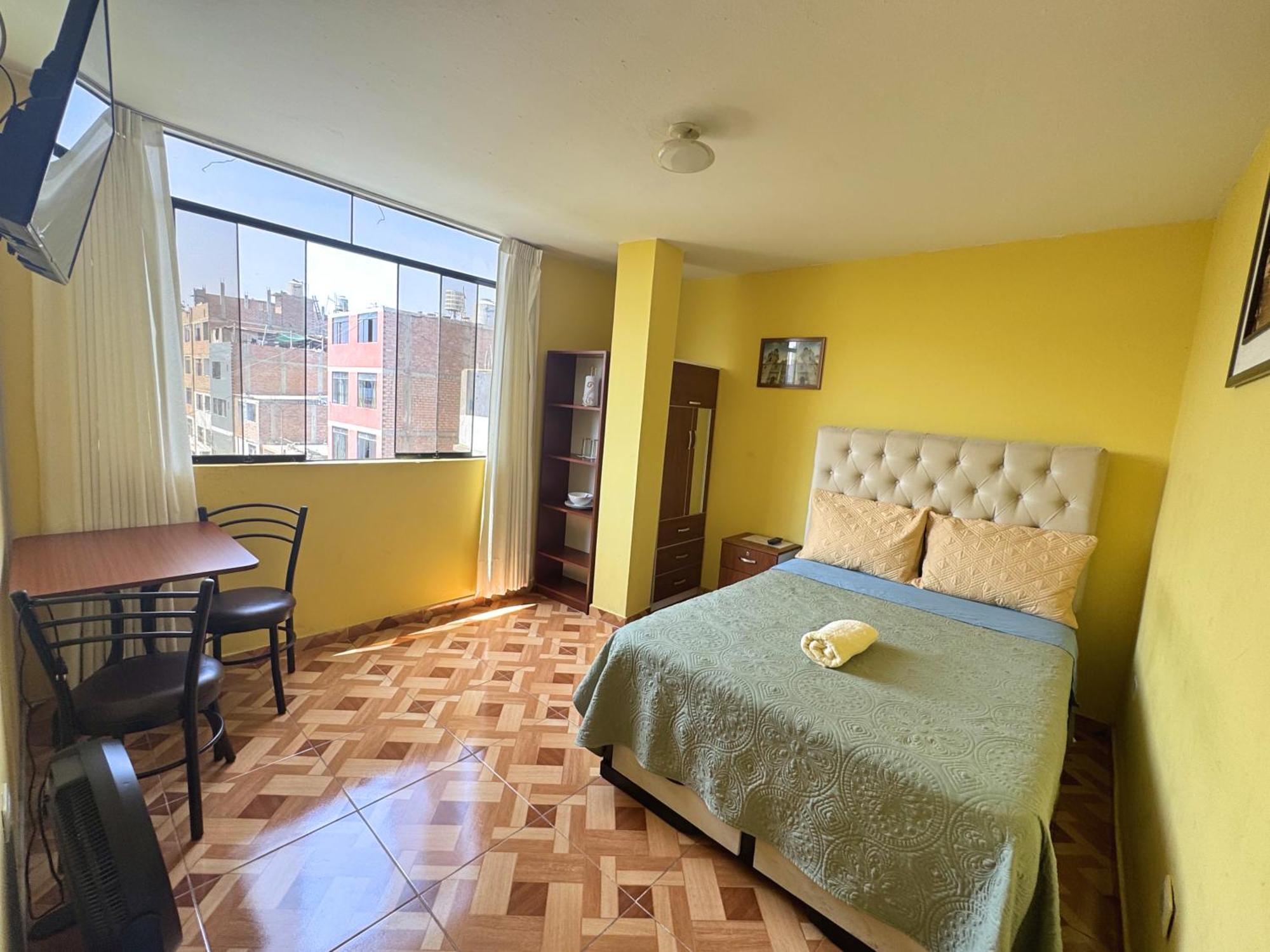 Apartamento Right Across From The Airport - Free Shuttle - A Y J Familia Lima Exterior foto